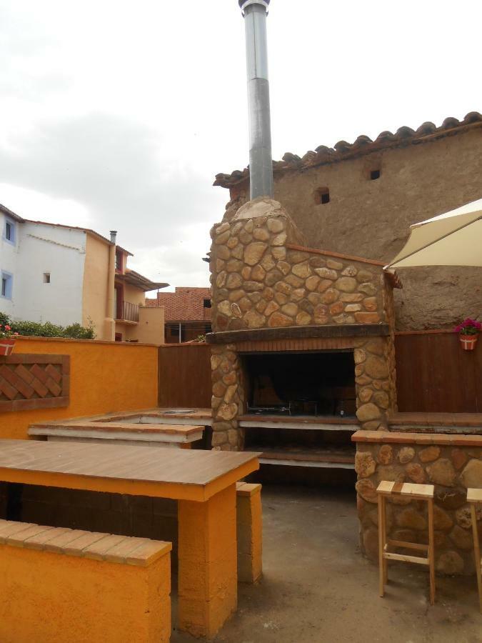 Casa Isabel Villa Olvés Екстериор снимка